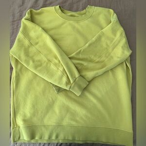 Lululemon Perfectly Oversized Crew‎ Lime Green size 10